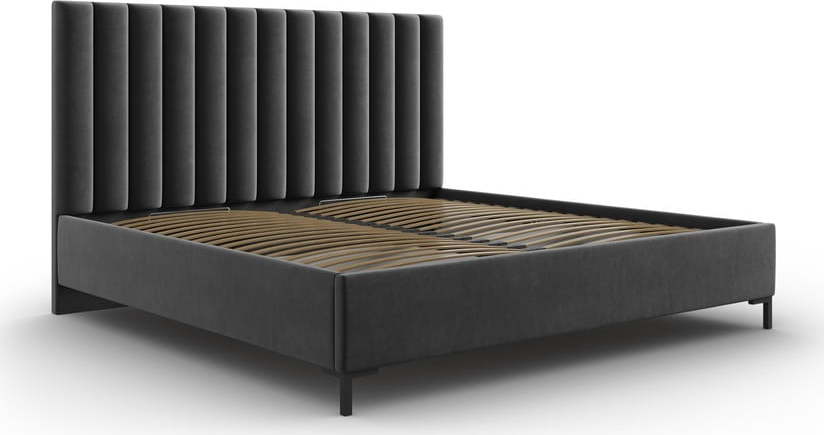 Tmavě šedá čalouněná dvoulůžková postel s úložným prostorem s roštem 200x200 cm Casey – Mazzini Beds Mazzini Beds